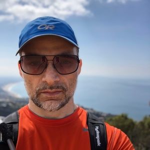 Meet your Posher, Nezir